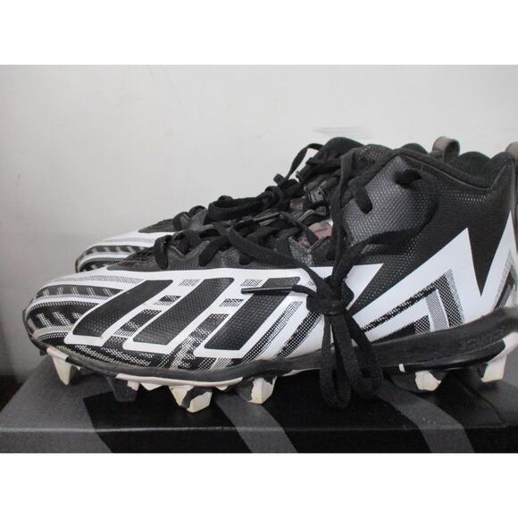 Athletic_Shoes
